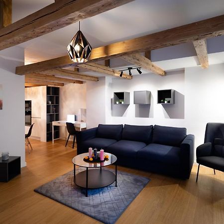 Merkela Loft Apartment Beside Vermanes Park Рига Экстерьер фото