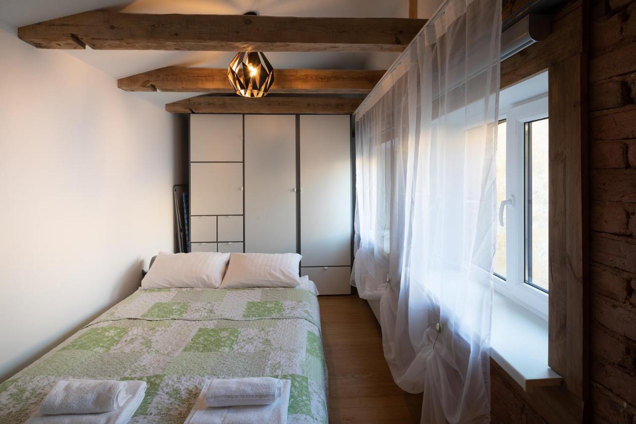 Merkela Loft Apartment Beside Vermanes Park Рига Экстерьер фото